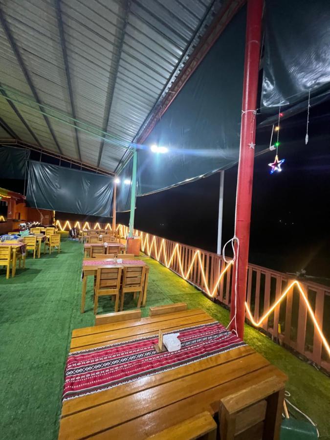 Kampong Kundassan Mak Homestay Upstairs With 5 Bedrooms מראה חיצוני תמונה